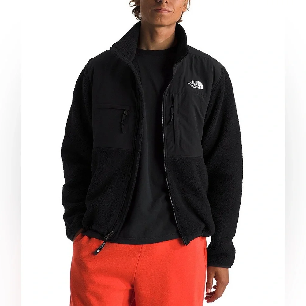 The North Face Full Zip Multi Pocket Fleece Long Sleeve Retro Denali Jacket Coat